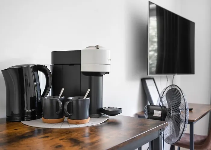 7, Direkt Am Bahnhof * アーヘン